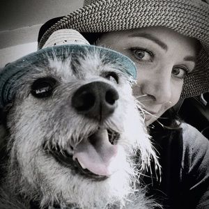 Meet your Posher, Simone